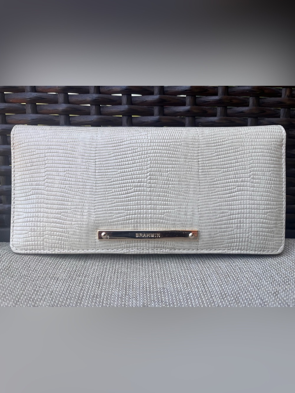 NWT Brahmin Ady in LATTE ALL OVER LIZARD Wallet